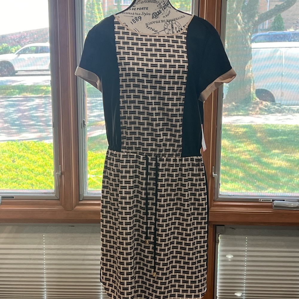 Vince Camuto Black,White&cream Geometric  Dress